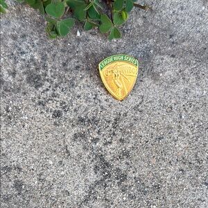 Vintage Gold, Green Triangular Bowling Pin